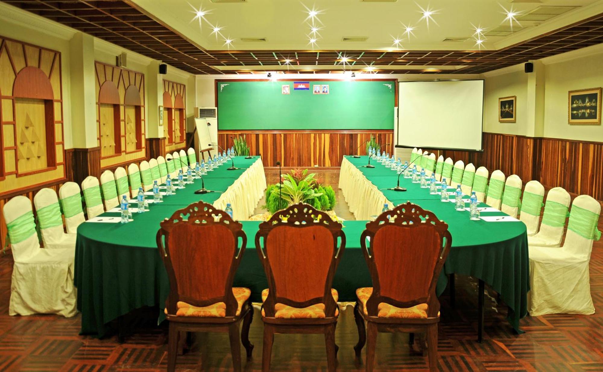 Angkor Hotel Siem Reap Afaceri foto